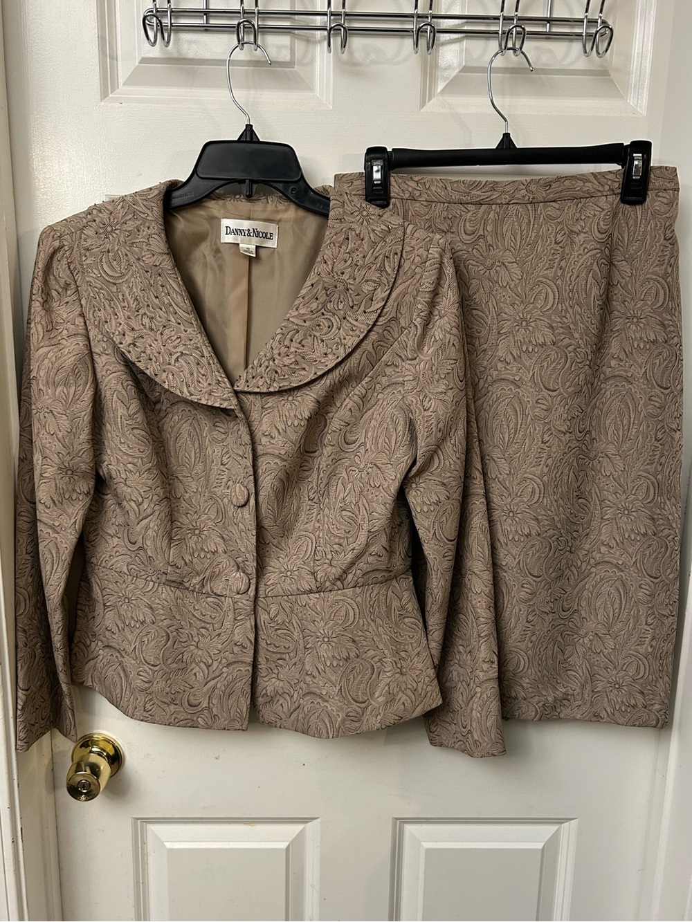 Danny & Nicole- beige/champagne floral paisley skirt set with beaded collar - 10